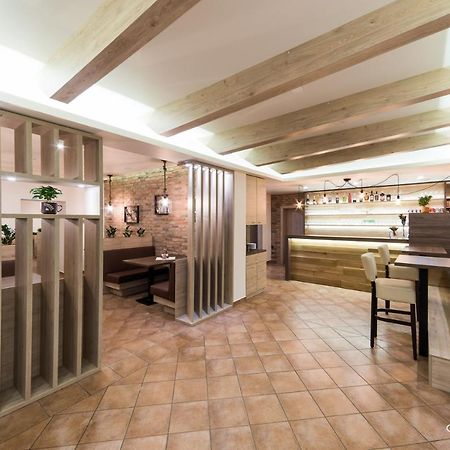 Gostilna S Prenocisci Pri Janezu Otel Zgornja Loznica Dış mekan fotoğraf